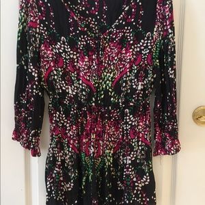Ladies pretty floral blouse, size M